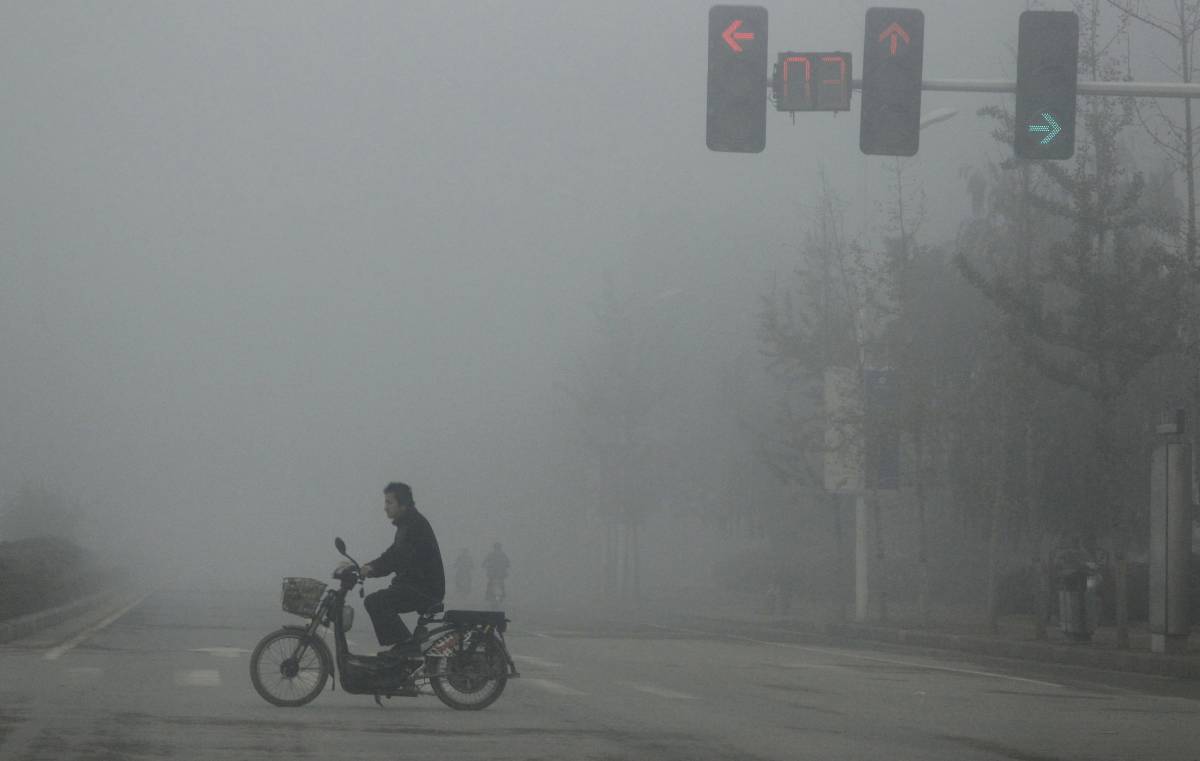 Ora Pechino esalta lo smog "Egualitario ed esilarante"