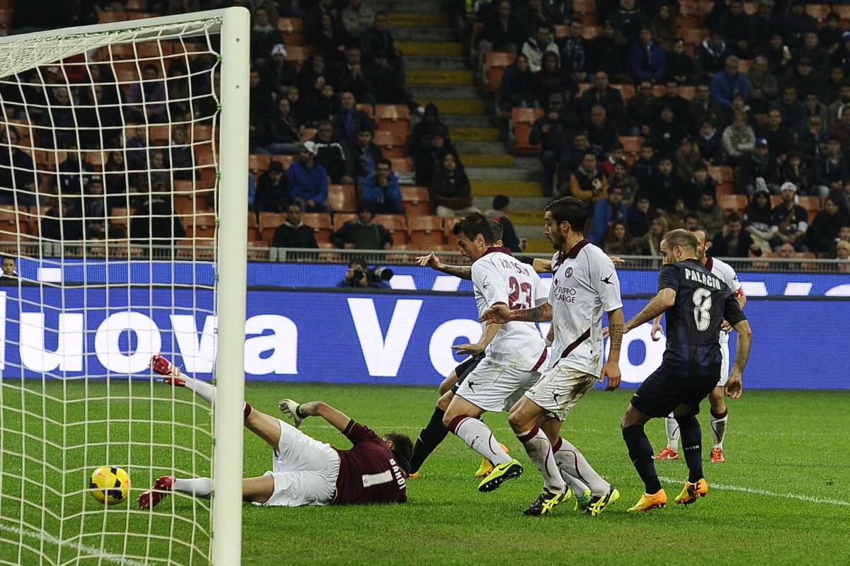 Papera del portiere in prestito e Nagatomo raddoppia al 91'