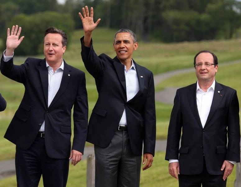 Obama, Hollande e Cameron: l'impietosa caduta degli dei