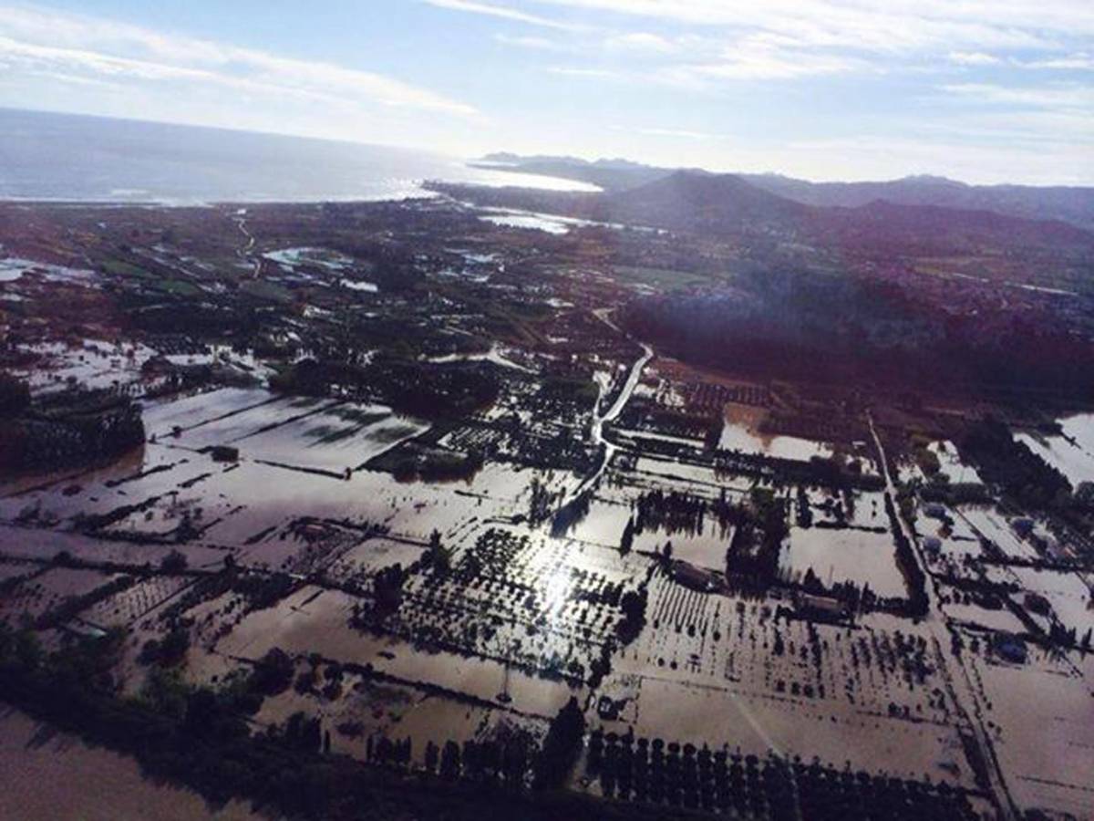 Lacrime, fango e funerali Pronti 200 milioni per ricostruire l'isola