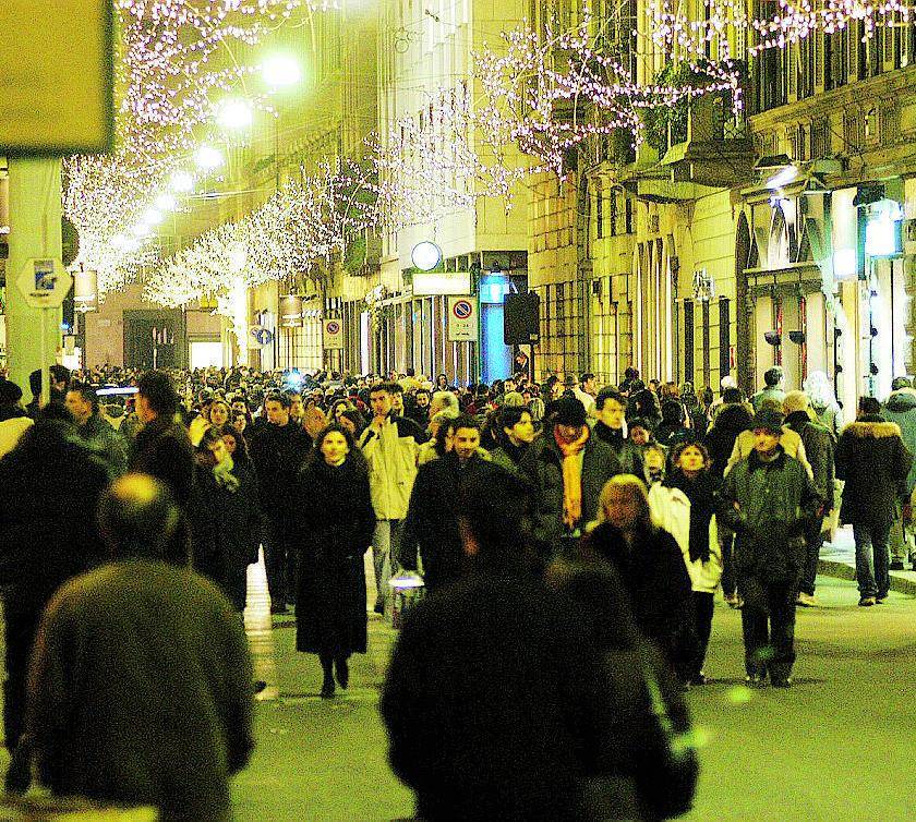 Eventi, effetti speciali e luci Il Natale anti-crisi del lusso