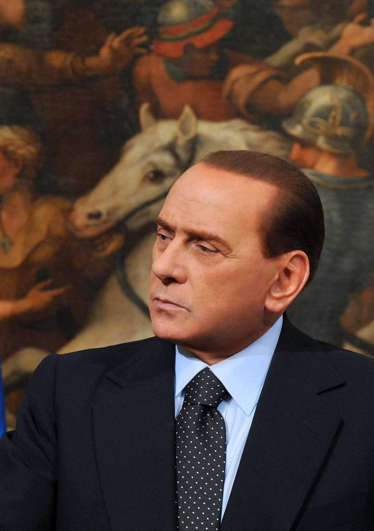 Berlusconi invitato a Bruxelles dal Ppe. Le toghe negano l'espatrio