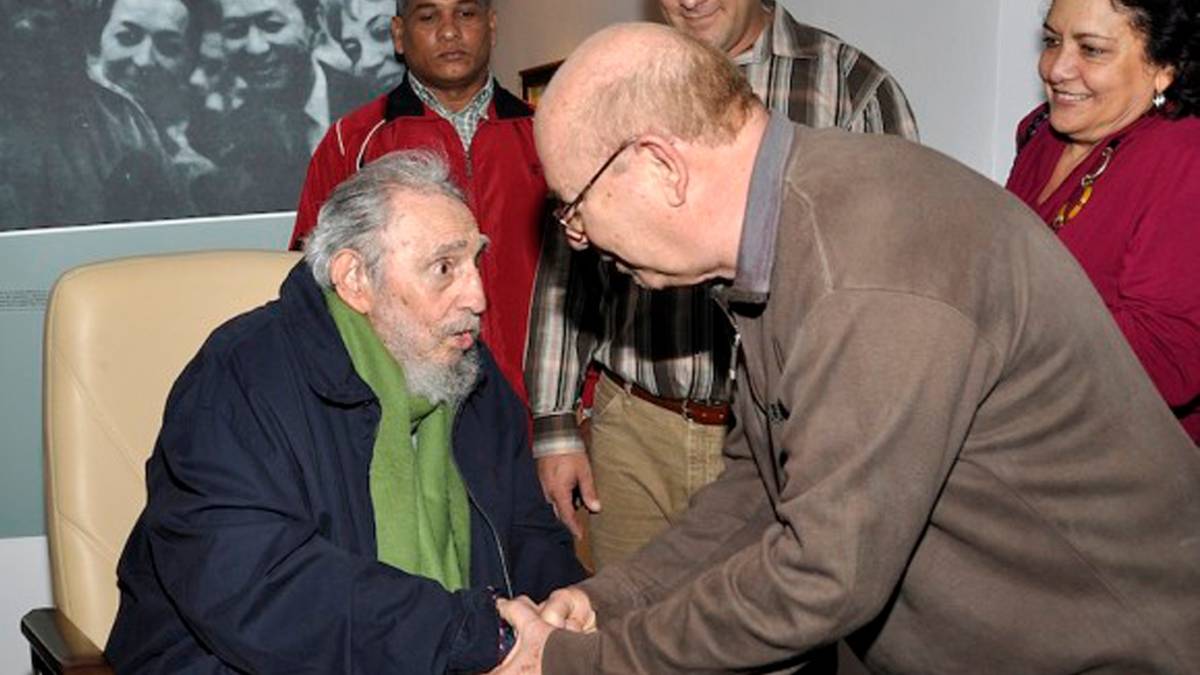 Dopo nove mesi Fidel Castro torna in pubblico all'Avana