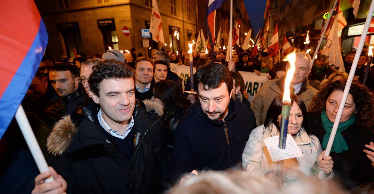 Lega in piazza a Torino: attacco alla democrazia