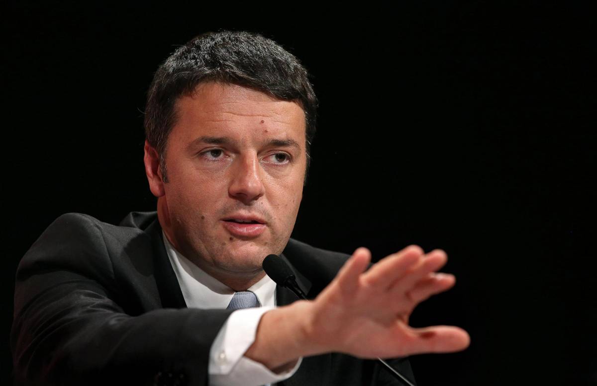 Legge elettorale, domani Berlusconi incontra Renzi. L'ira dei bersaniani: "Se firma accordo col Cav, finisce il governo"