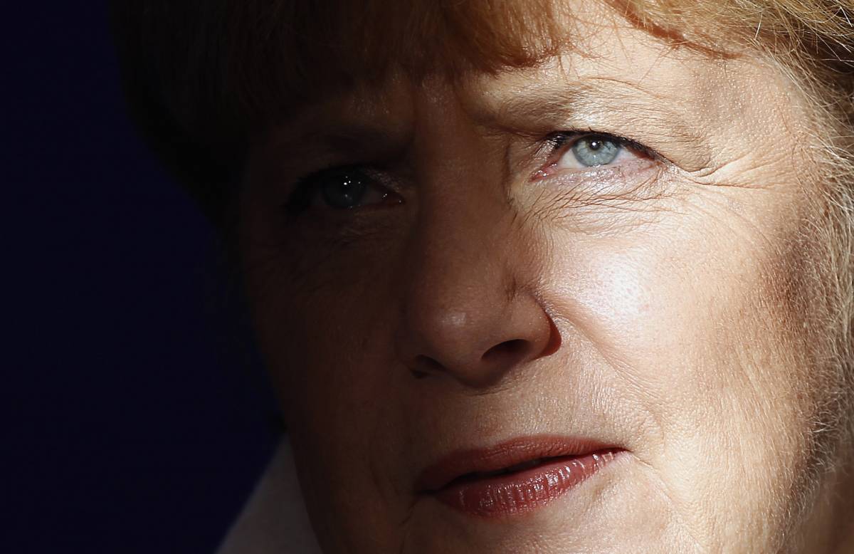 La furbetta Merkel stanata sugli aiutini alla Mercedes
