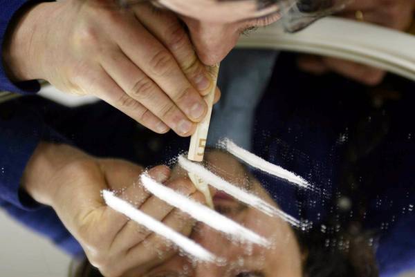 Una partita di cocaina spedita in Vaticano: nascosta dentro 14 condom