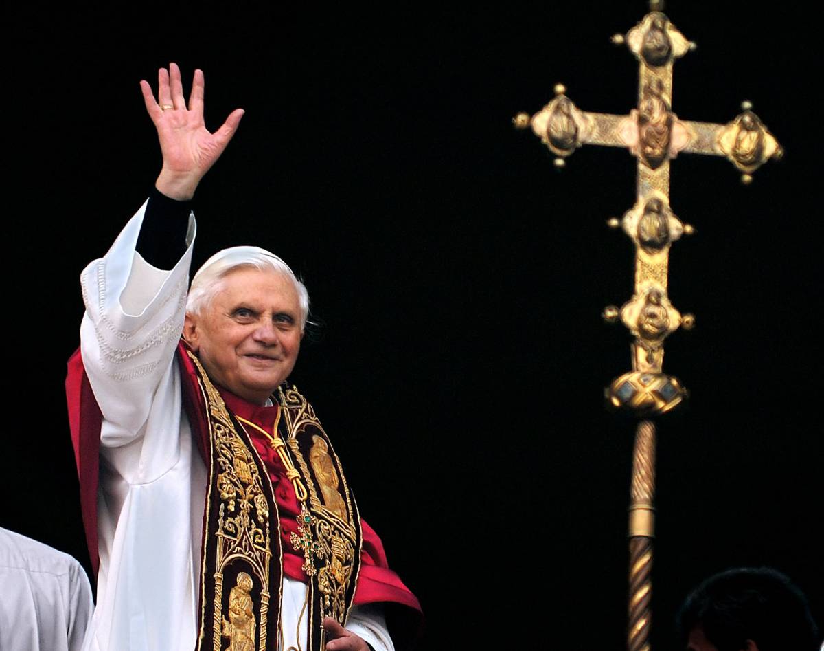 Tredici anni fa l'elezione di Ratzinger al soglio di Pietro