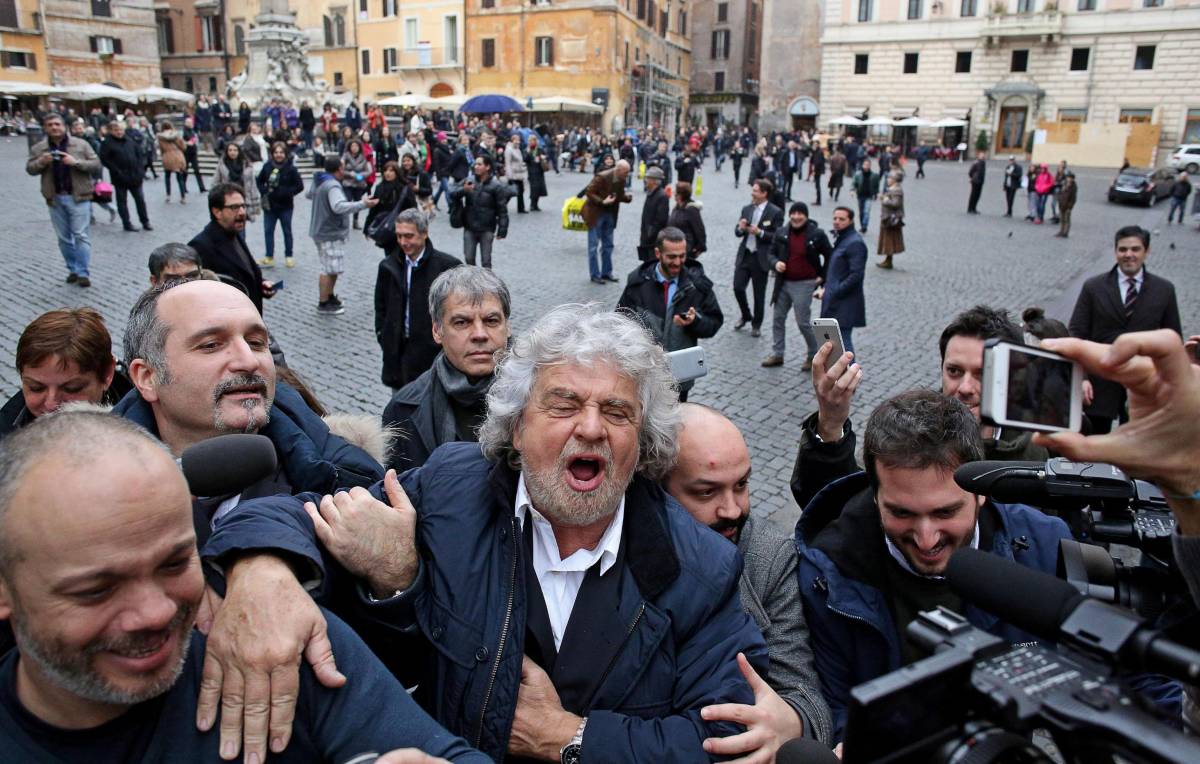 Impeachment Napolitano, la richiesta del Movimento 5 Stelle è respinta. Grillo: "Si dimetta"