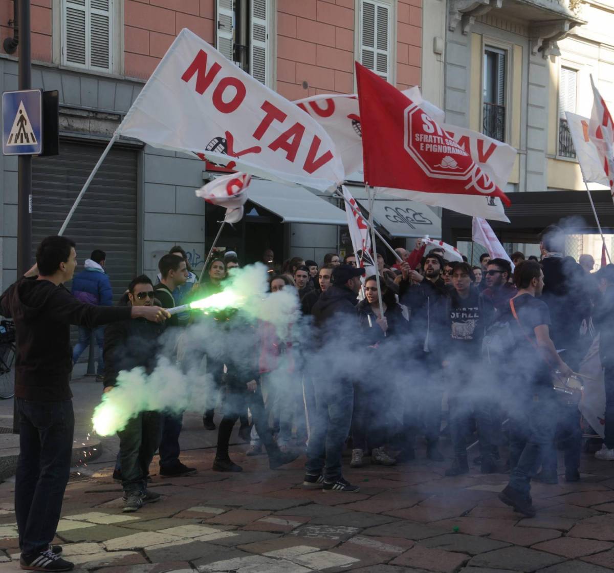 Settecento No Tav padroni di Milano