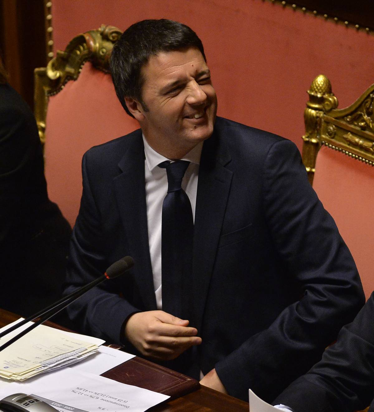 Renzi si presenta da furbetto: subito la legge elettorale, ma... 