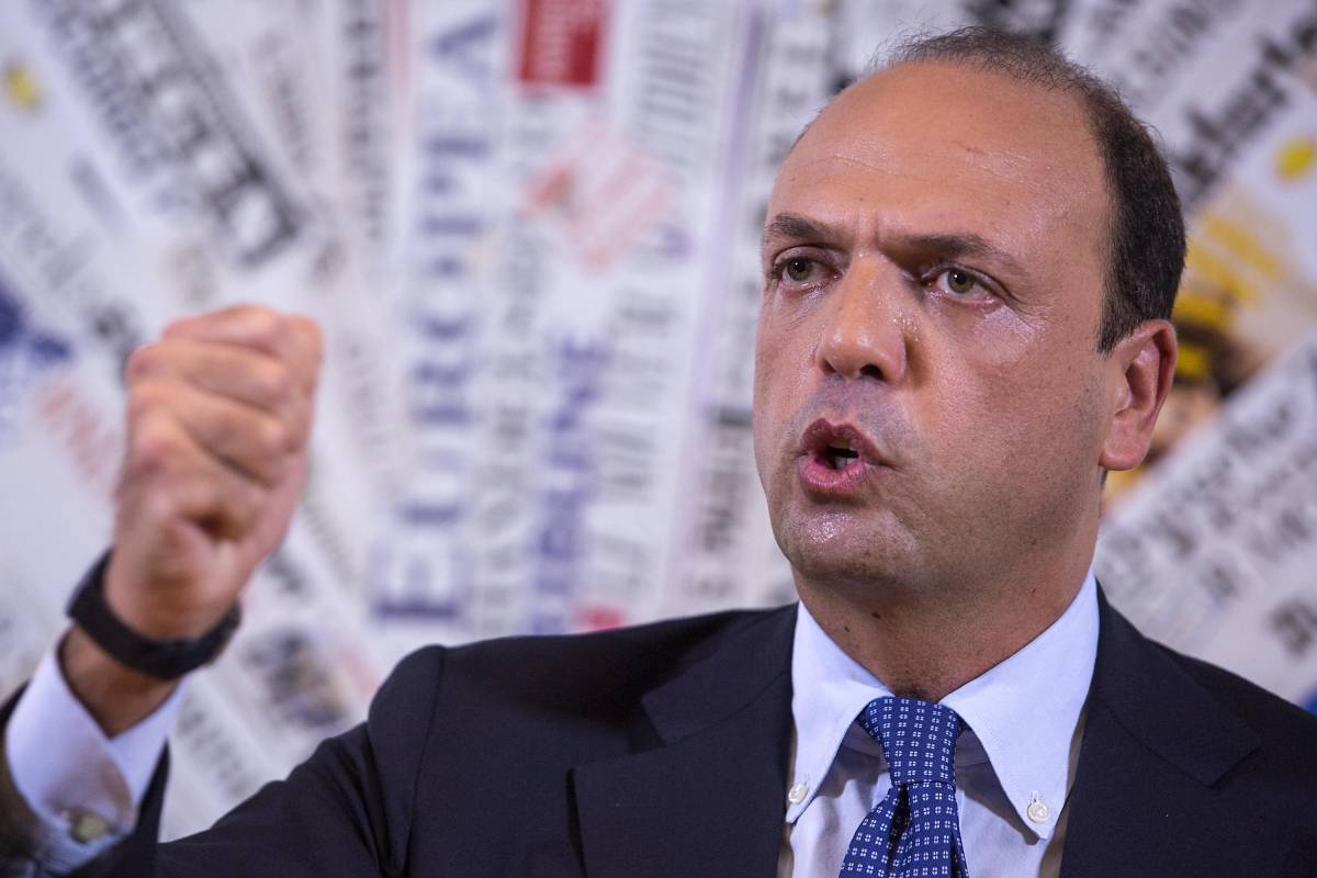 L'accordo della paura: Alfano e Casini alleati