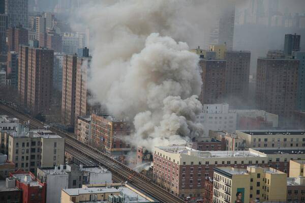New York, esplosione fa crollare palazzo a East Harlem: 16 feriti