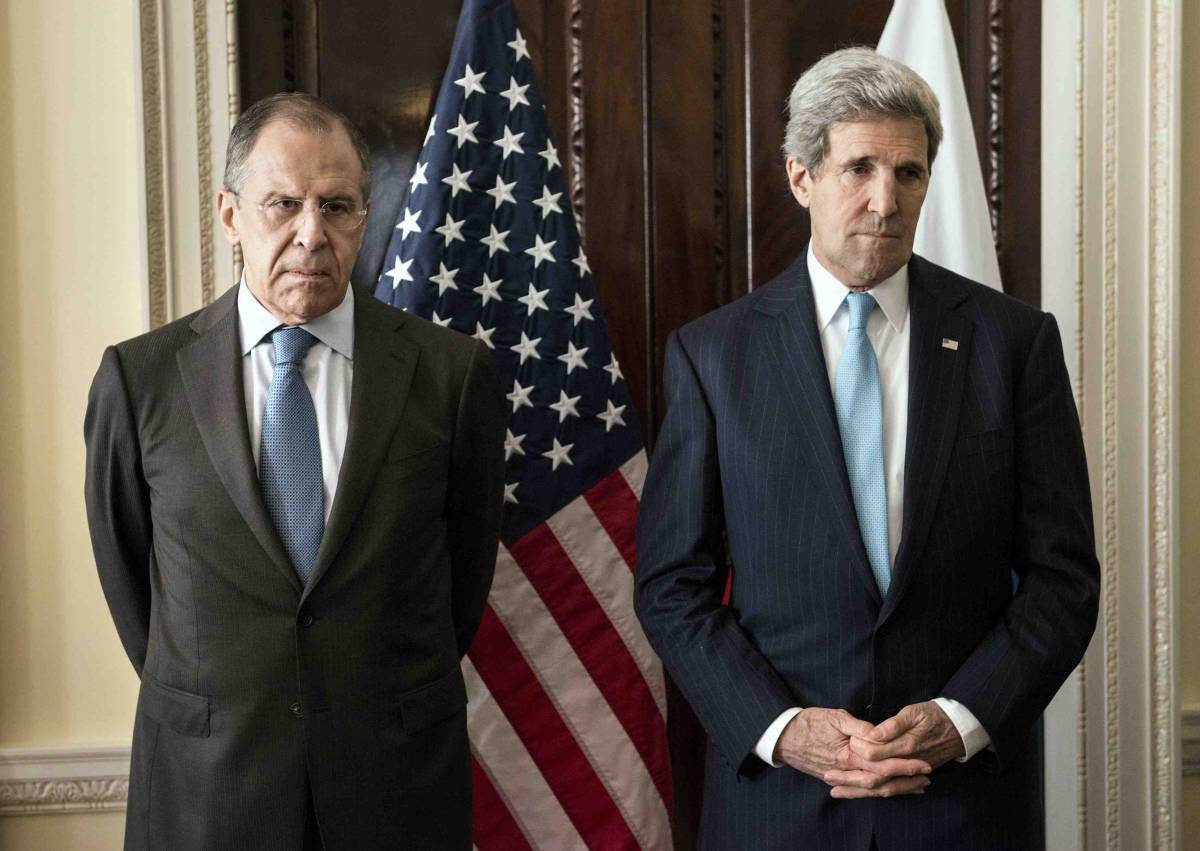 John Kerry e Serghei Lavrov prima del faccia a faccia a Londra