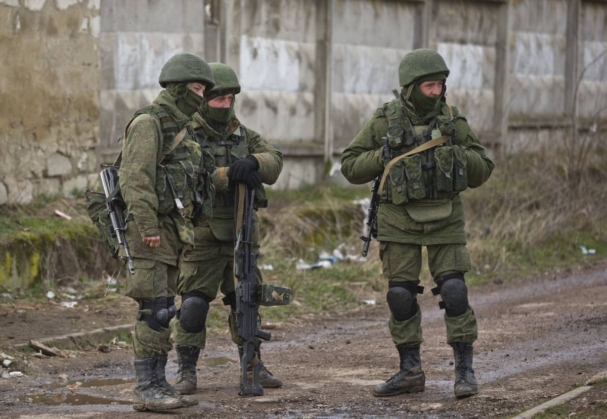 Crimea, ucciso un soldato ucraino. Kiev: "Il conflitto è militare"