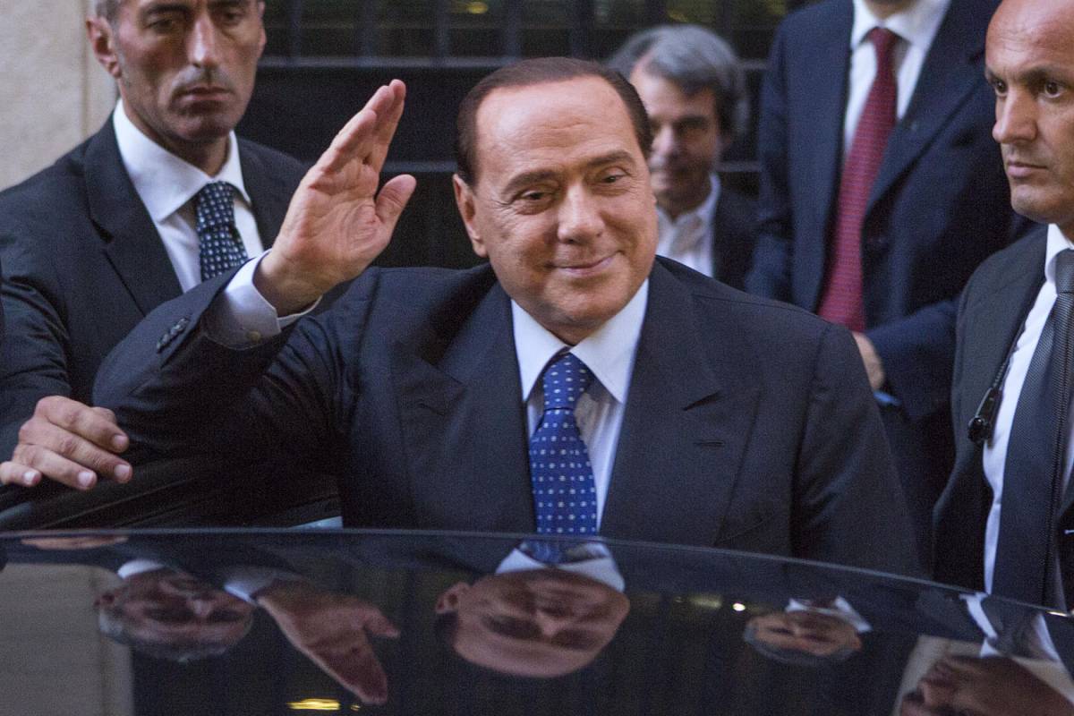 L'onorificenza di Berlusconi resta nei fatti: oggi dà lavoro a 60mila persone