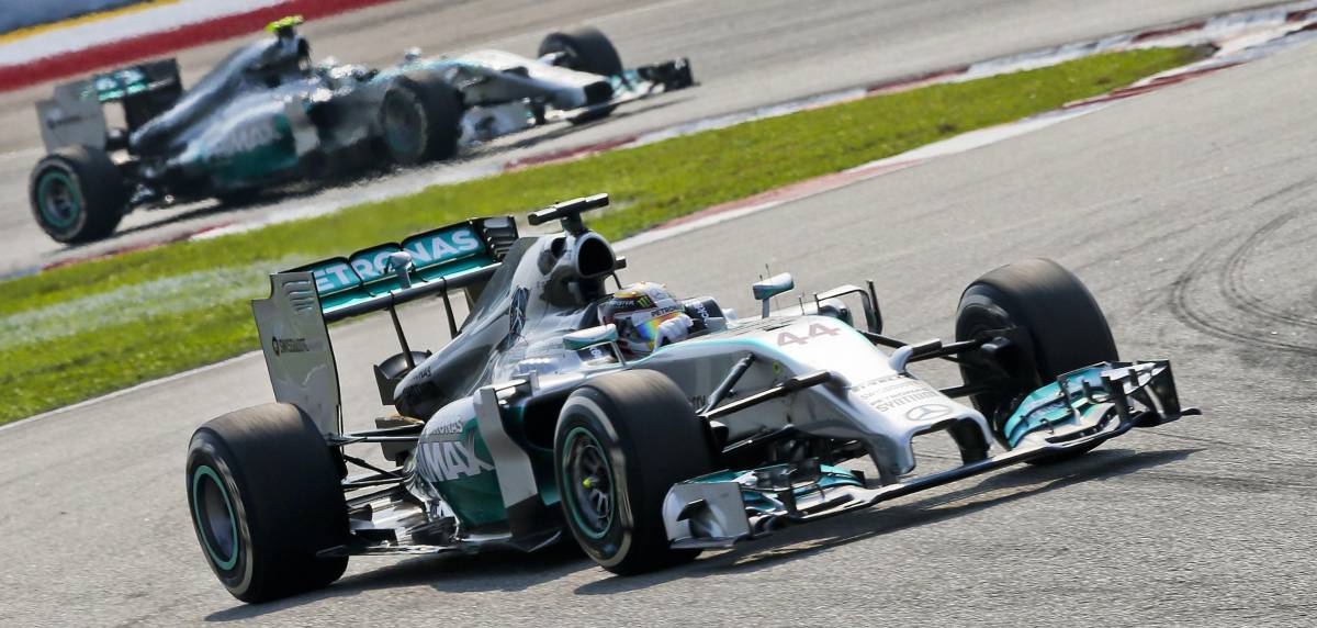 F1, Mercedes licenzia 4 dipendenti per razzismo e bullismo