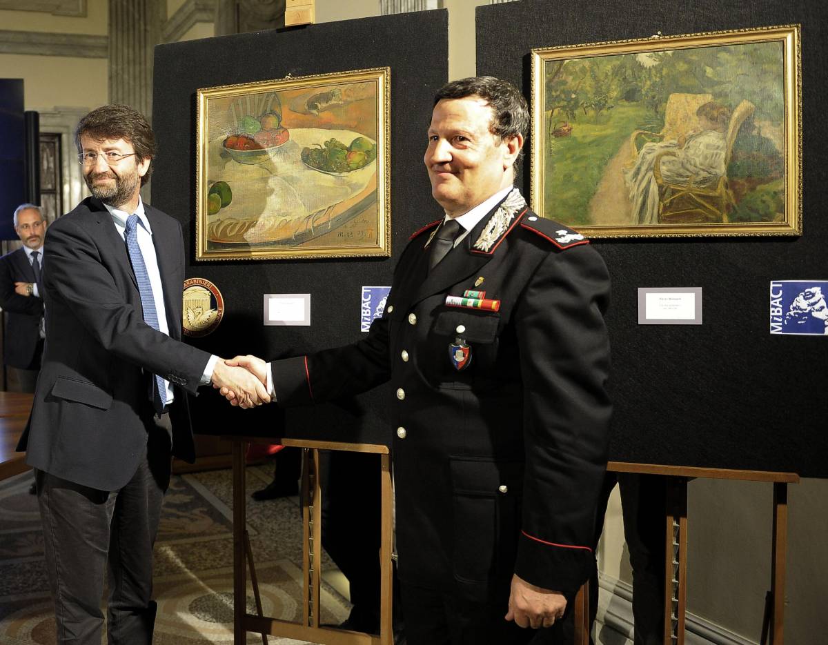 Il ministro dei Beni Dario Franceschini con il generale di Brigata, Mariano Mossa