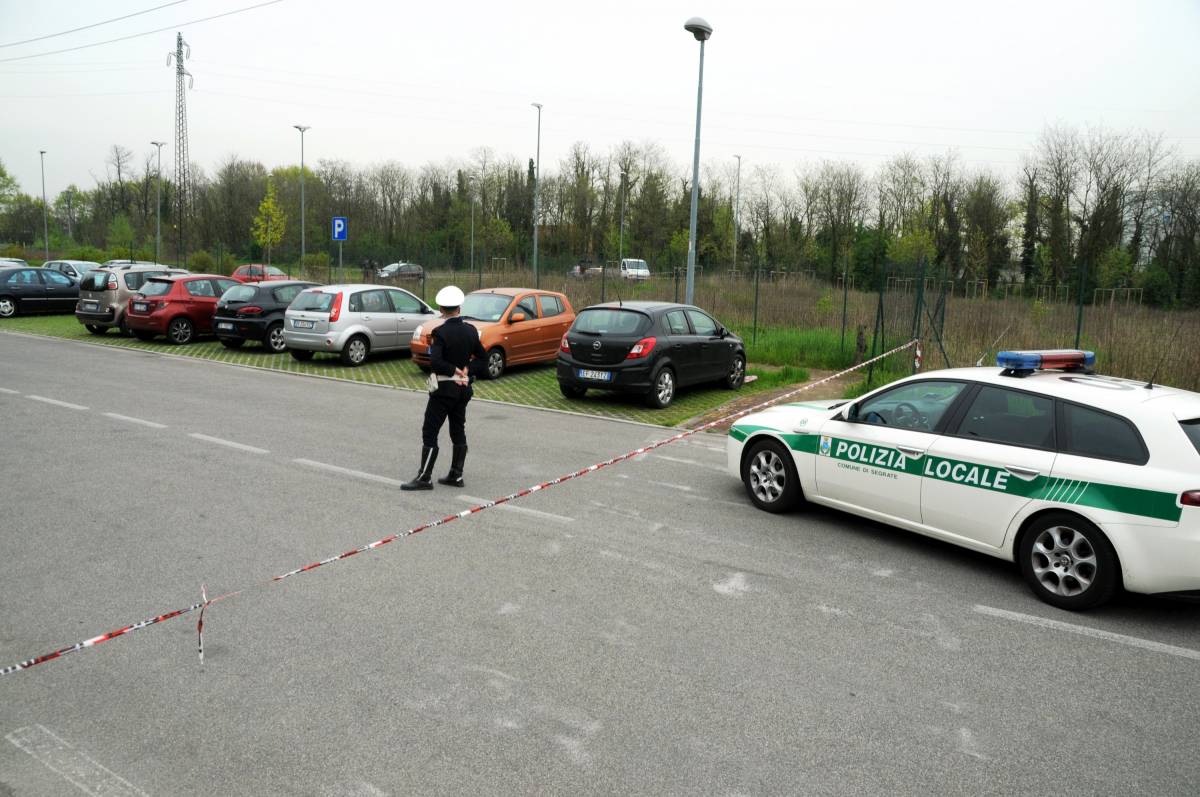 Lombardia, uccide un collega, torna a casa, ammazza la moglie e si toglie la vita