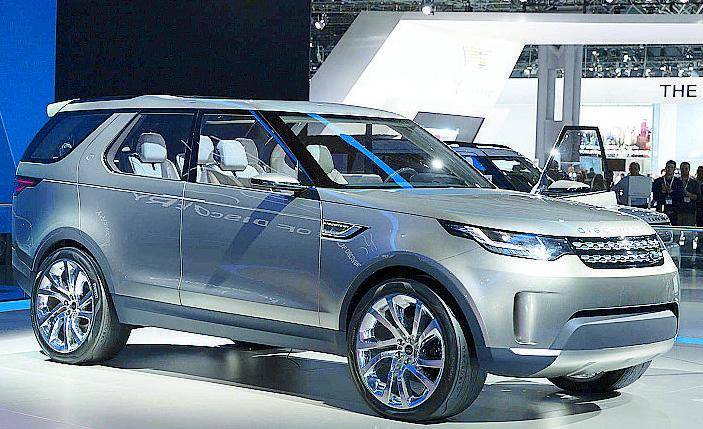 Land Rover espone il concept Vision, novità della rassegna L'italiana 4C apre la strada al ritorno dell'Alfa negli Usa