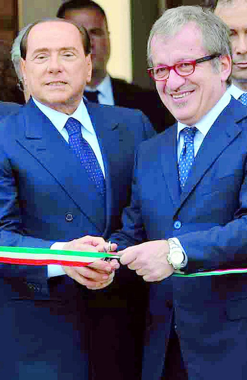 Accordo Maroni-Ncd Ma Forza Italia minaccia guerriglia