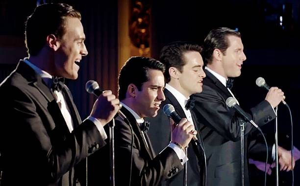 Il musical di Eastwood fra mafia e belle donne Ma a Cannes non piace