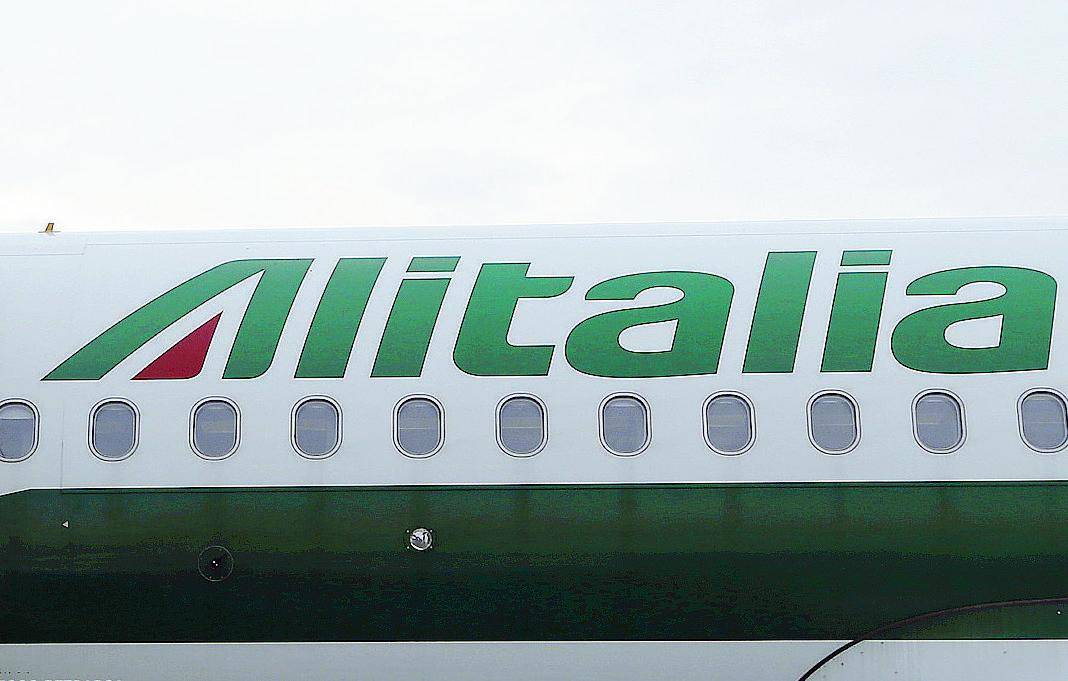 Linea dura di Etihad sul debito di Alitalia