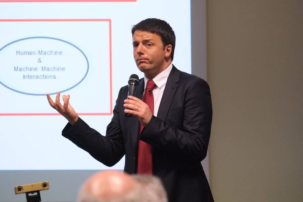 Da Renzi un'altra promessa: "Dal 2015 togliamo il 740"