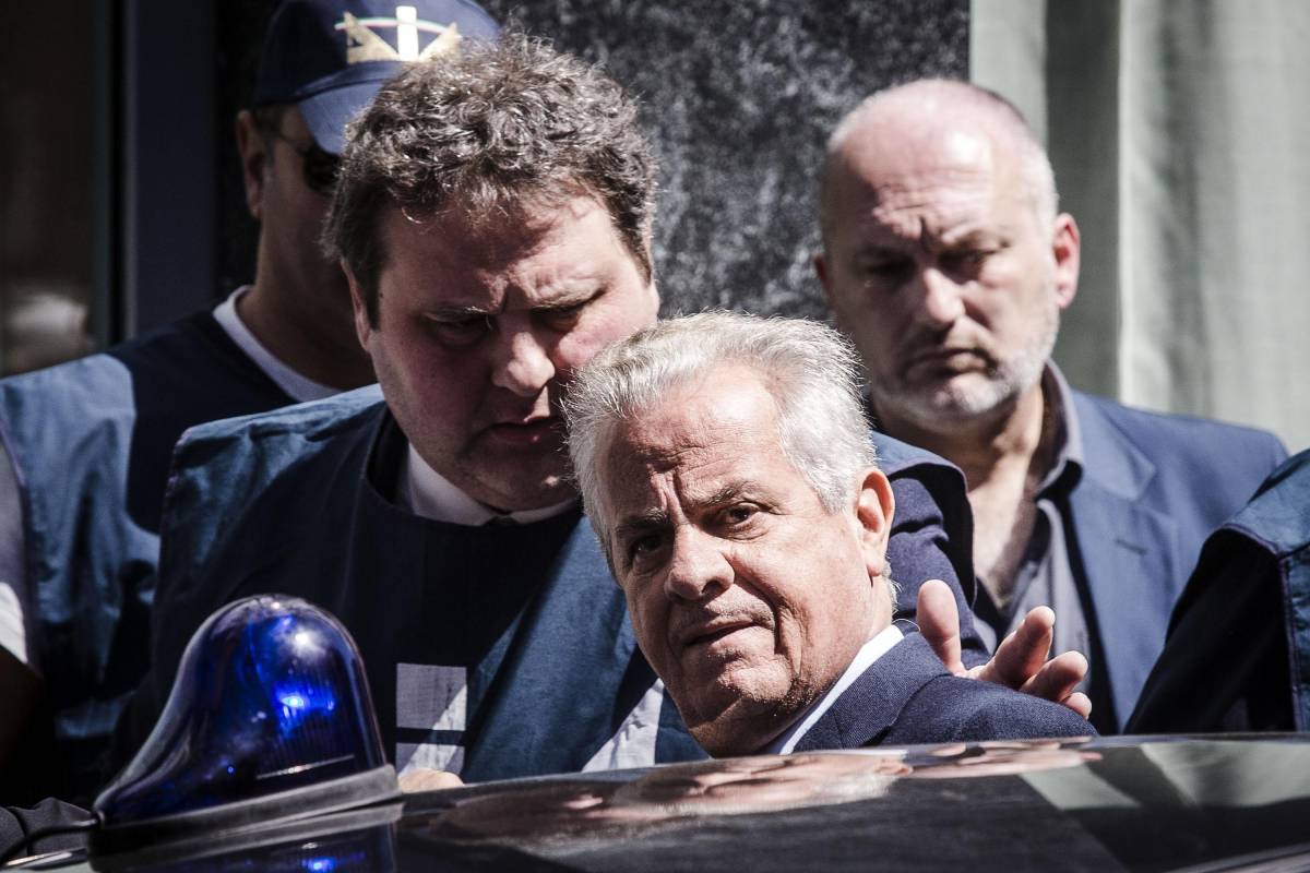 Caso Matacena, cade l'aggravante mafiosa per l'ex ministro Scajola