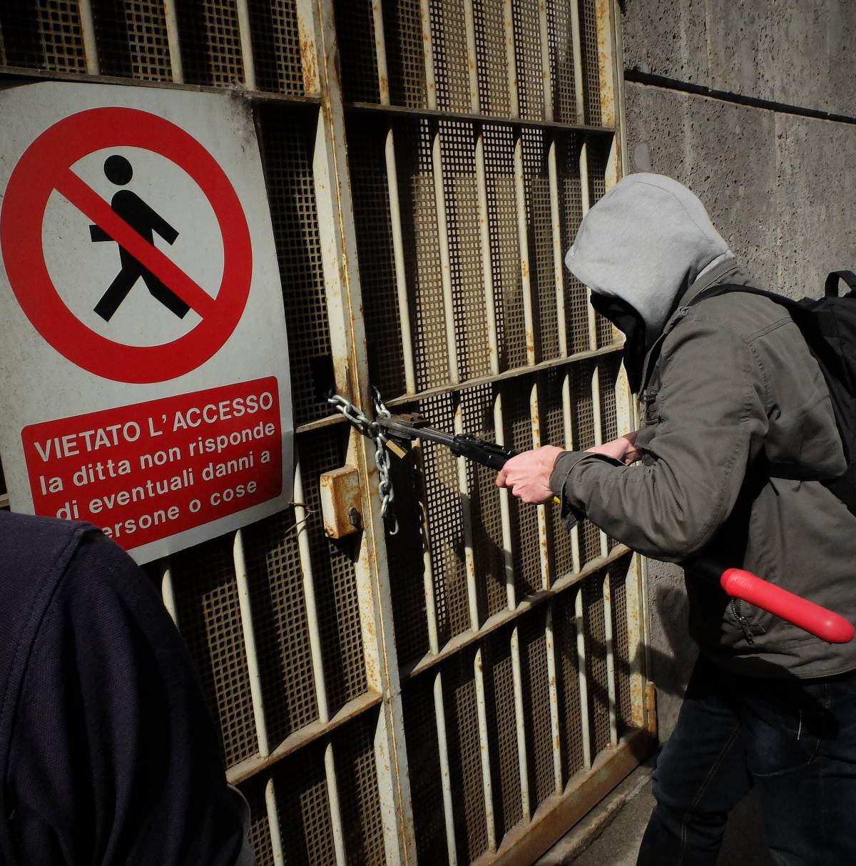 Il Lirico occupato dagli studenti