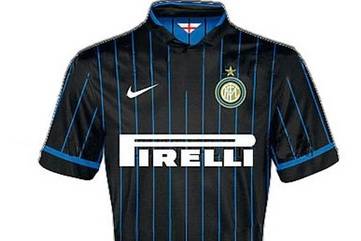 La nuova maglia dell'Inter: via le strisce azzurre