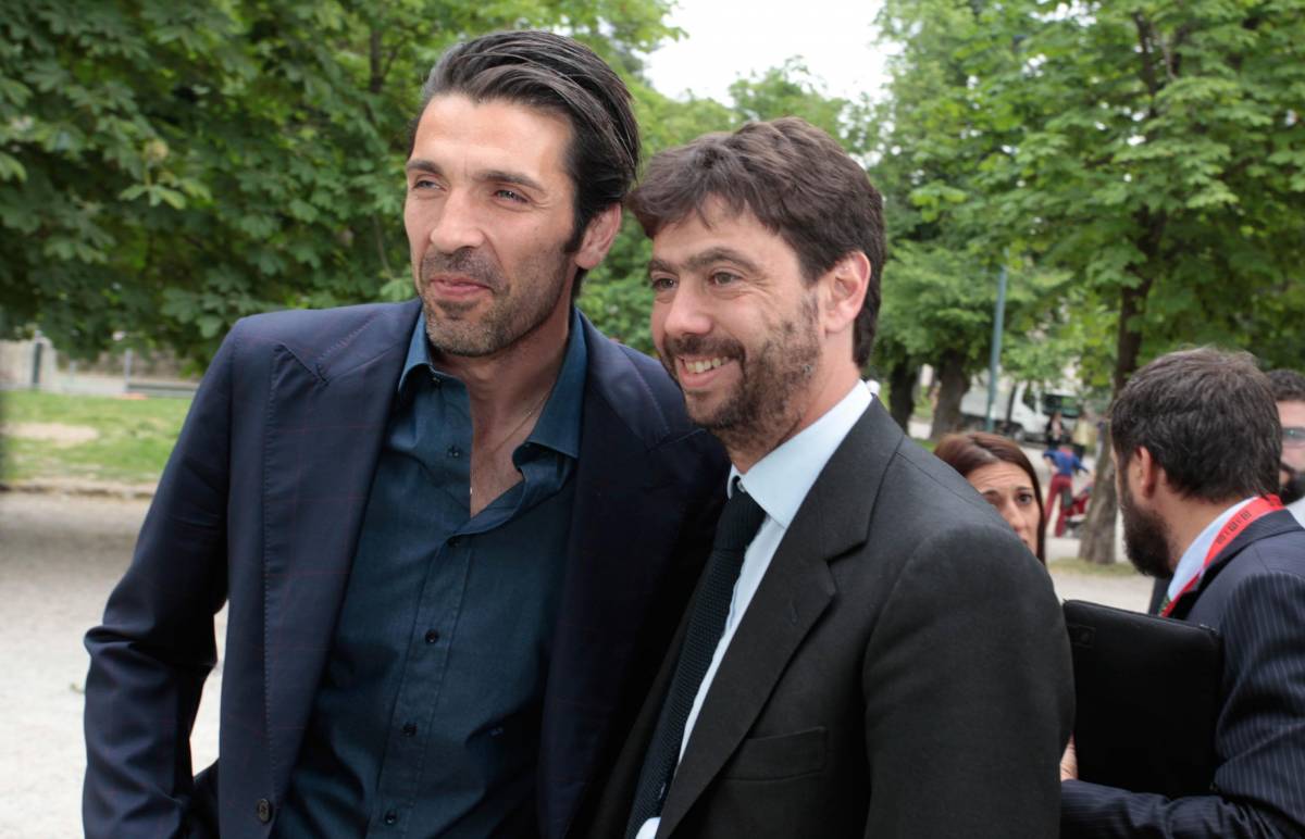 Buffon: «Conte deve rimanere» Agnelli: «Nessuno indispensabile»