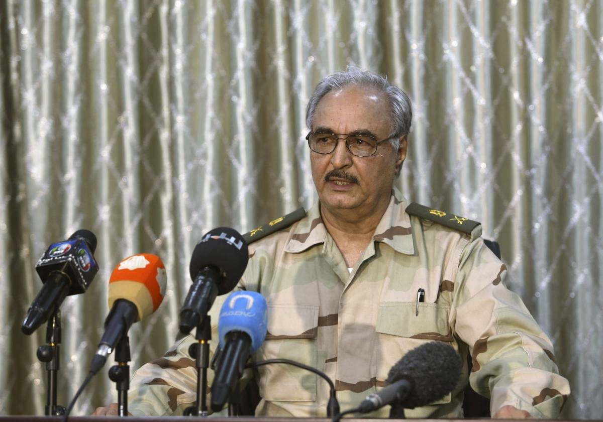 Libia, parla il generale Haftar: "Pronto a marciare su Tripoli"