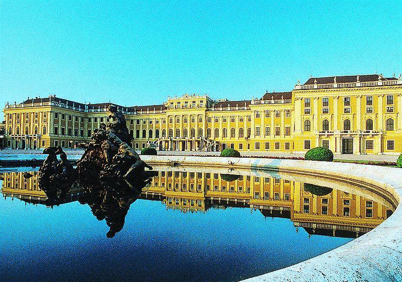 Vienna, capitale di un grande impero oggi diventata moderna metropoli