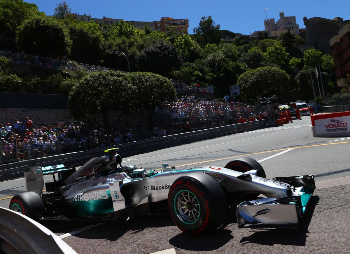 Nico, pole con il trucco Ed Hamilton gliela giura