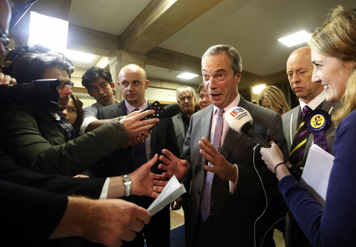 Farage cavalca il terremoto che salverà l'Inghilterra dall'Ue