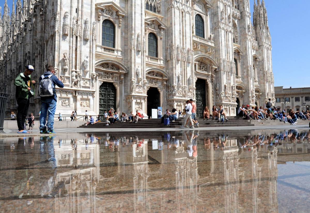 Anche piazza Duomo finisce allagata