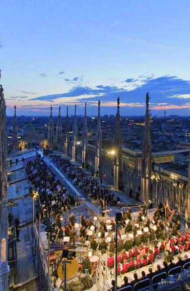 Cinema tra le guglie Cinque film d'autore sul tetto del Duomo