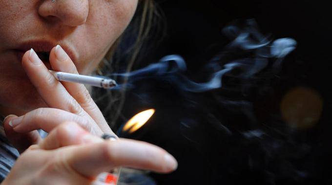 Se il premier si fuma altri 20 (nostri) centesimi