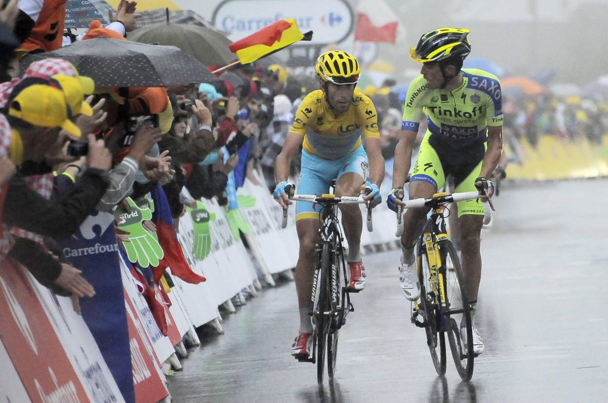 Primo attacco di Contador ma Nibali passa con il giallo