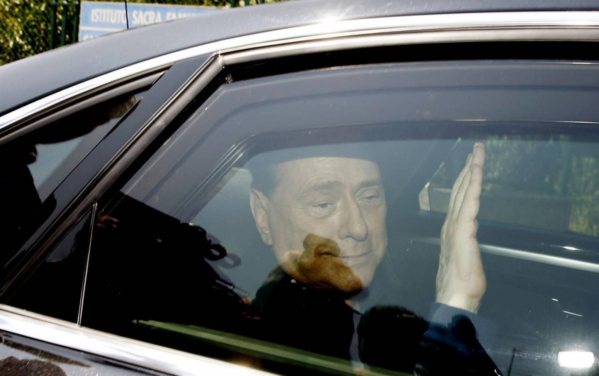 La commozione di Berlusconi: "Adesso avanti con le riforme"