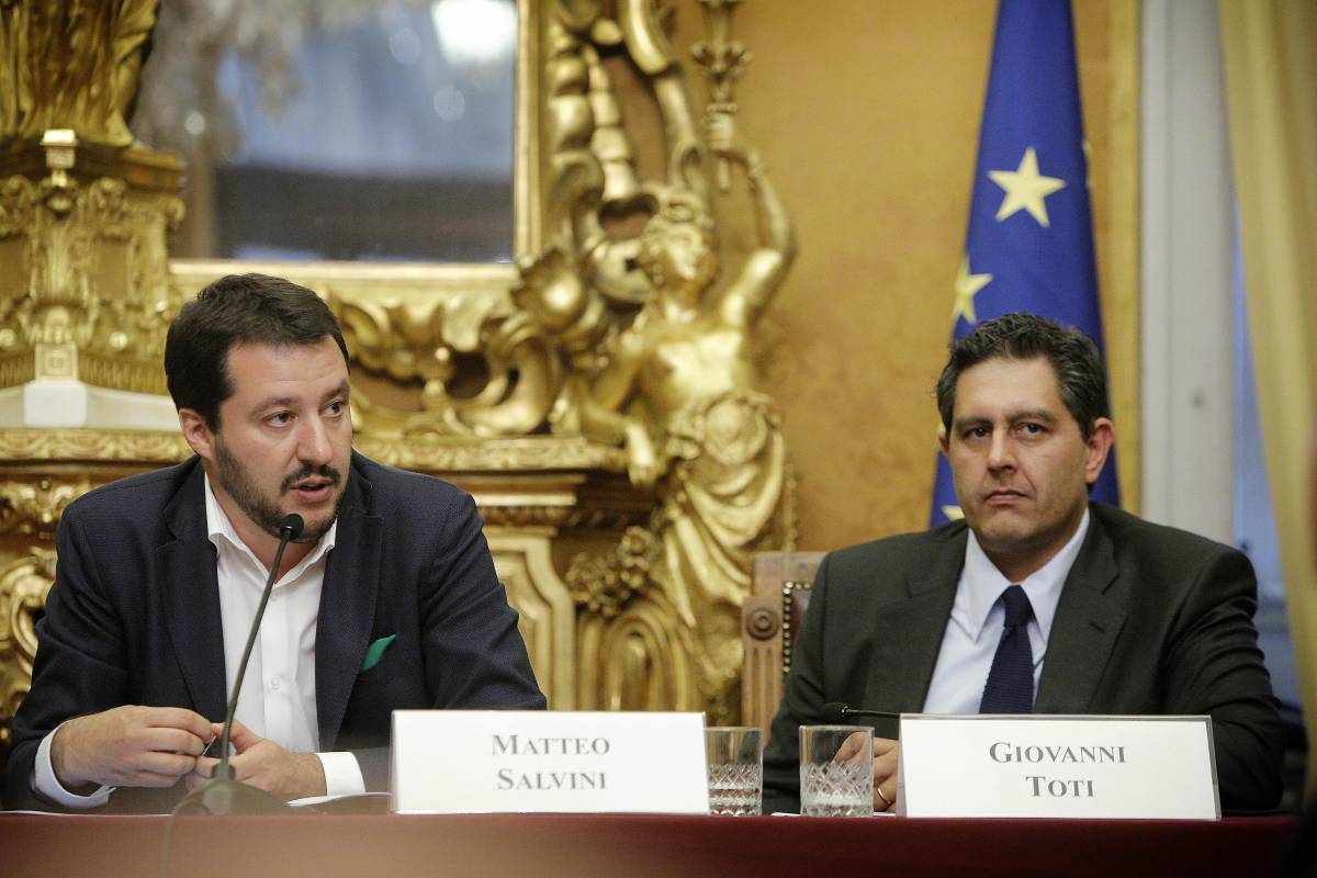 Brunetta chiama Salvini: "Un patto per battere Renzi"