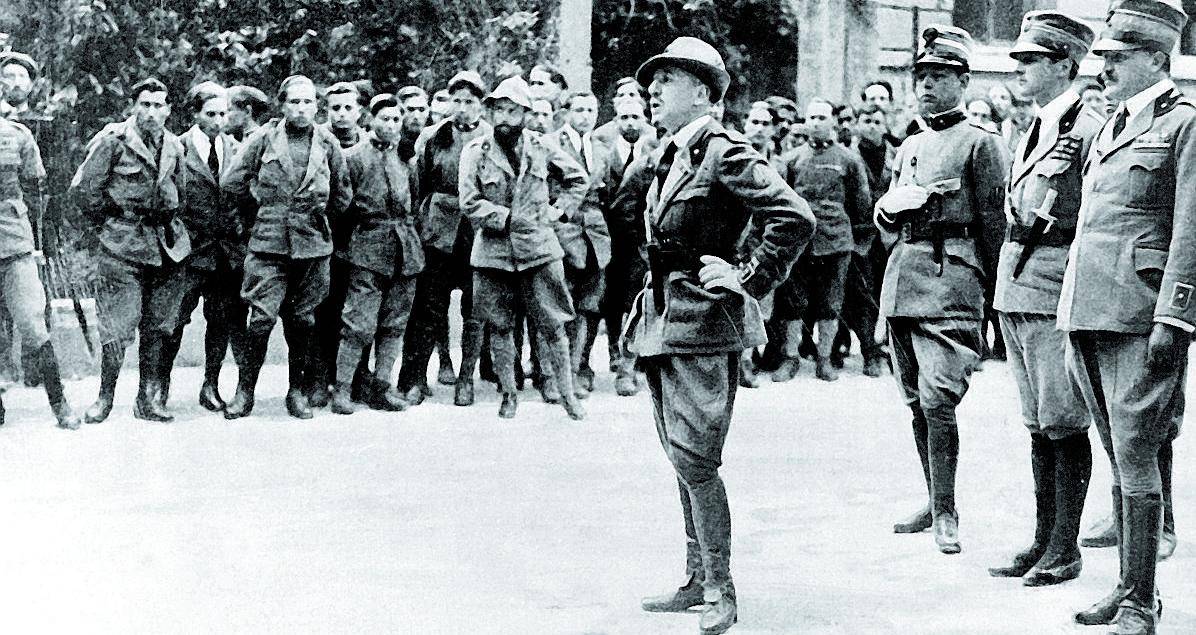Gabriele D'Annunzio parla ai Legionari a Fiume: era il 18 ottobre del 1920