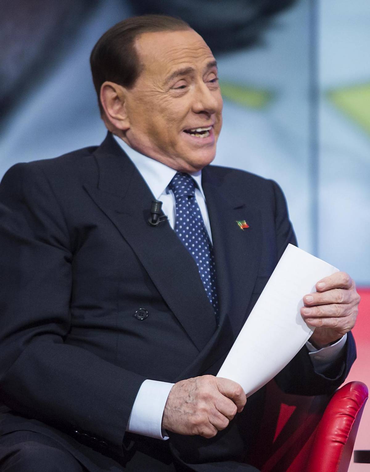 Berlusconi stacca la spina. Oggi sarà a Cesano Boscone