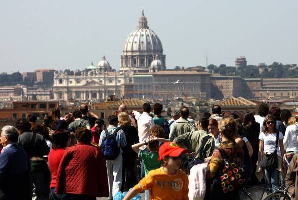 Da Tokyo avvertono: "Turisti a Roma, occhio a furti e truffe"