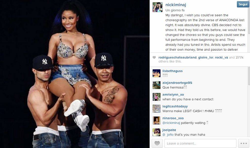 Nicki Minaj censurata: "Faceva sesso sul palco"