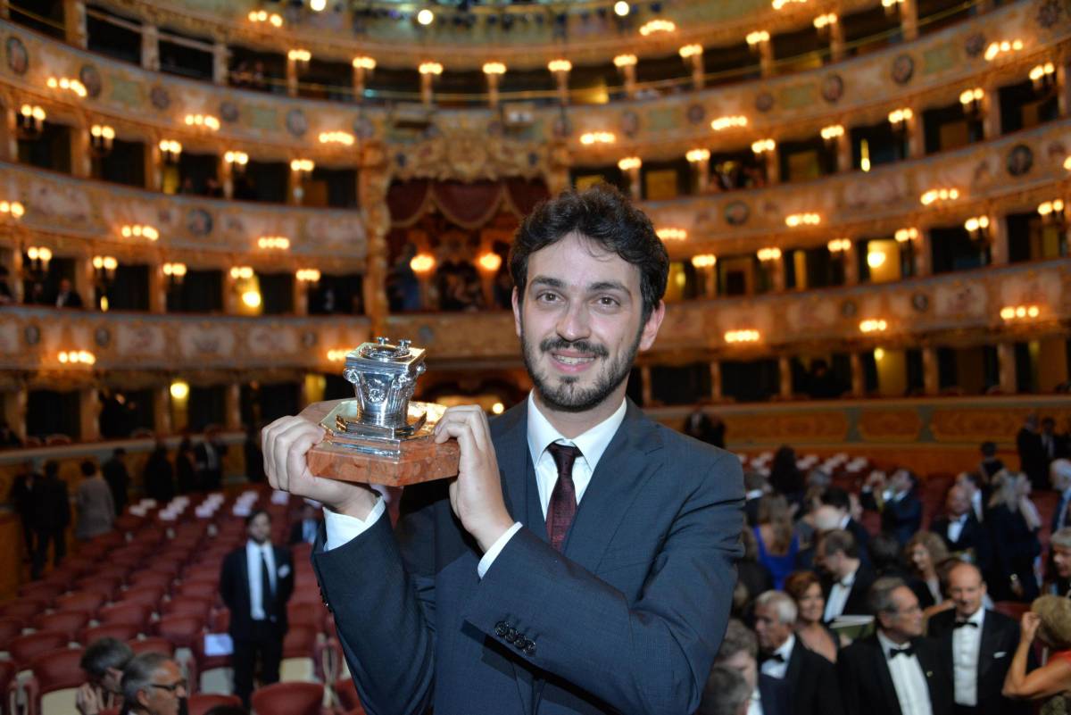 Giorgio Fontana con "Morte di un uomo felic", vince il Premio Campiello