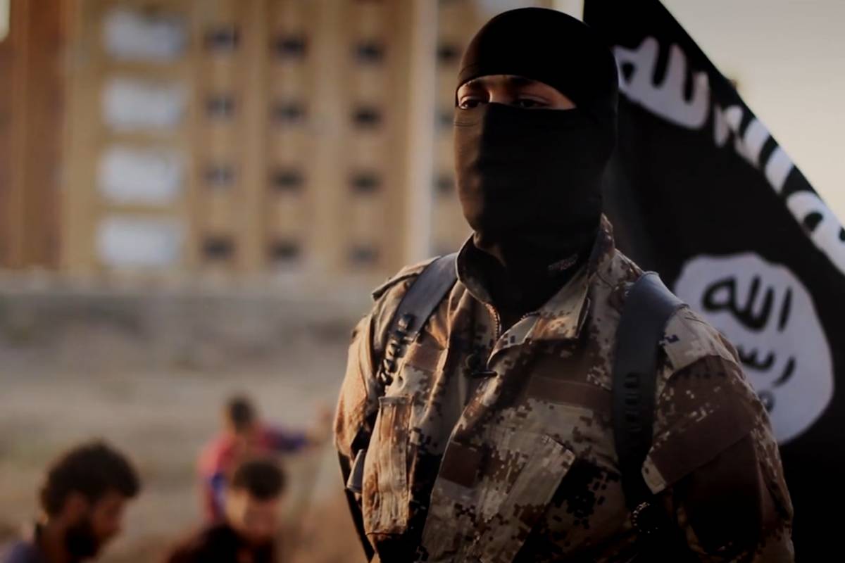 Un fotogramma da The Flames of War, video di propaganda dello Stato islamico