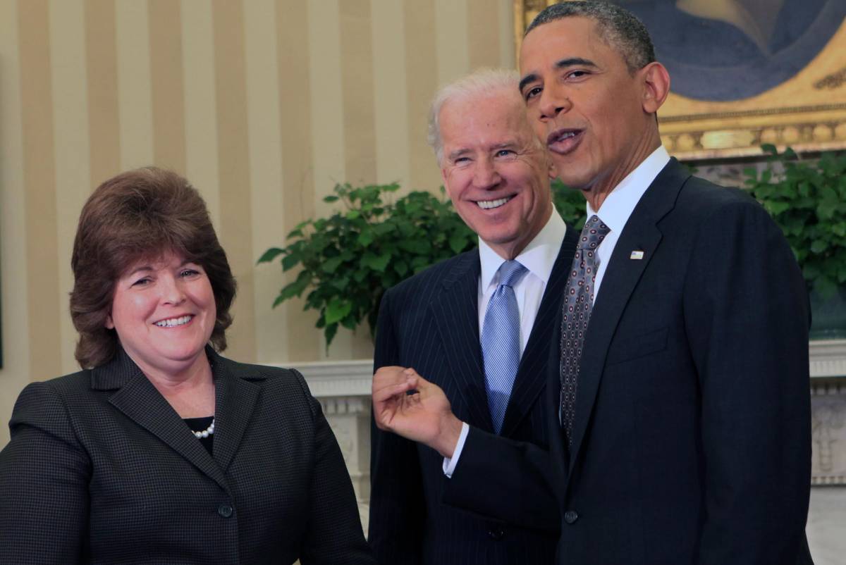 Obama e Biden con la ormai ex direttrice Julia Pierson