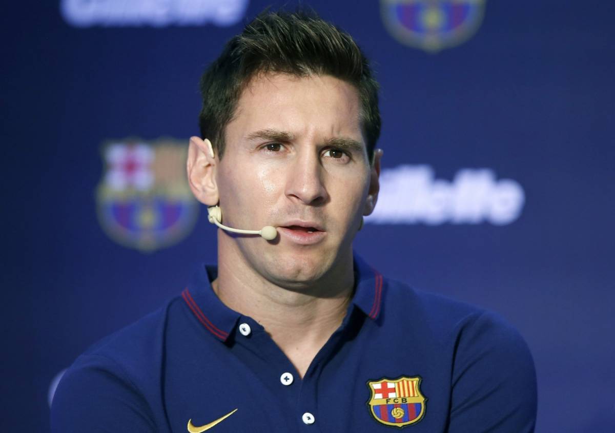 Lionel Messi in conferenza stampa durante un evento commerciale a Barcellona